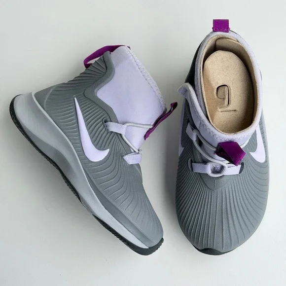 Nike Binzie Boots Toddler 9C Grey Purple Waterproof Rain Shoes Outdoor