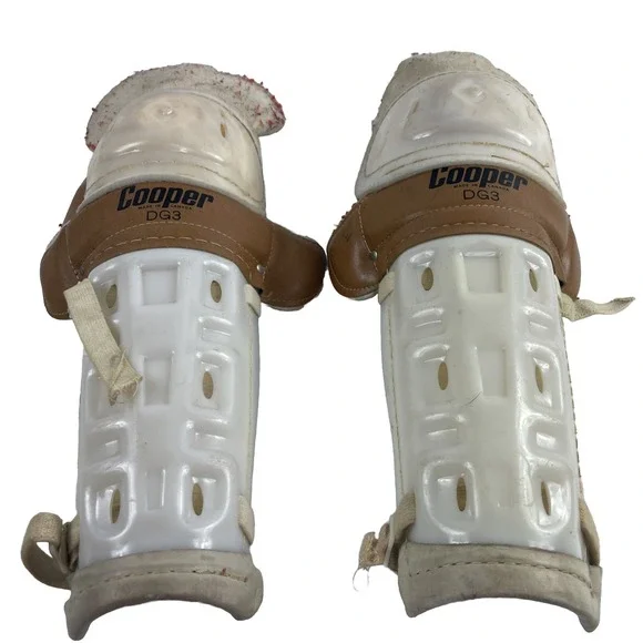 Vintage‎ Cooper Hockey Shin Knee Pads 21.5