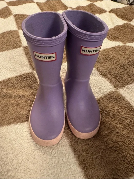 Hunter Kids Lavender Rain Boots with Pink Soles