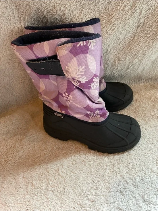 Kamik Purple and Black Snow Boots with Snowflake Motif
