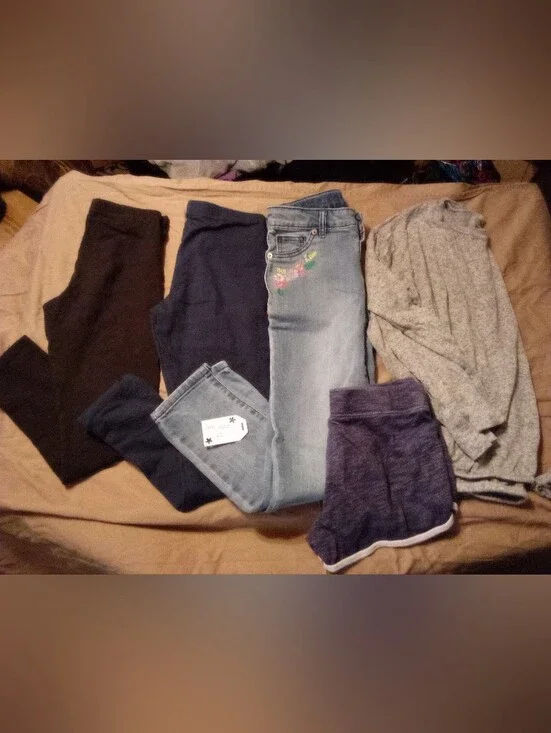 19 Piece Lot Of Girls 10/12 Bundle