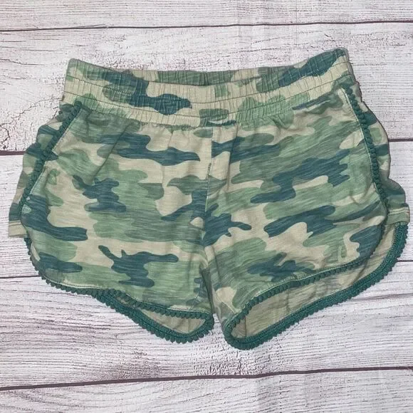 Justice 100% cotton pull on camo shorts w/Pom Pom border sz 8 girls