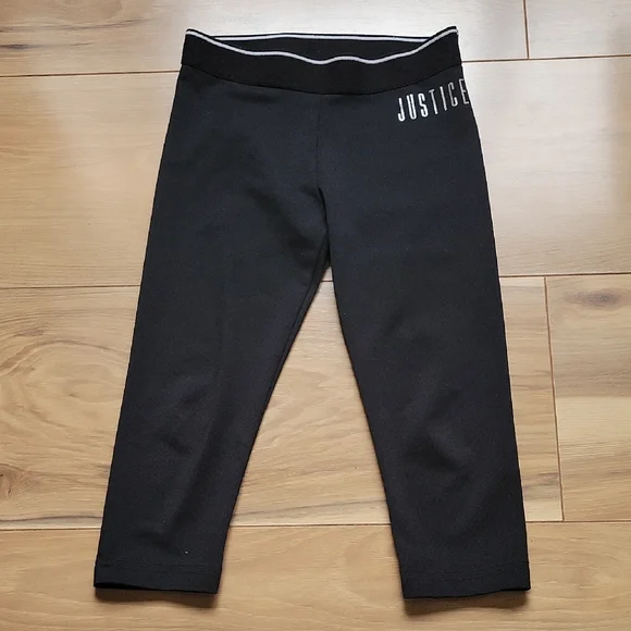 *3/$15* Justice Size 5 Girls Black Leggings Capris