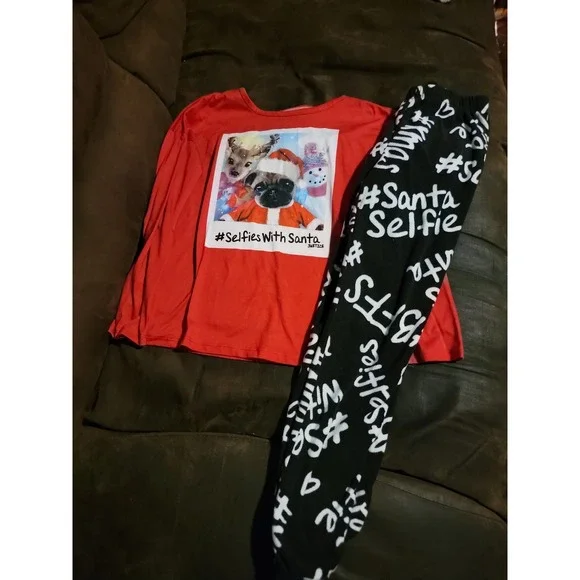 Justice selfies with‎ santa reindeer pug snowman pajamas size 8