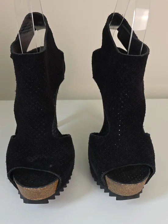 Pedro Garcia Black Suede Platform Wedge Sandals.  Size 37 1/2.  US Size 7