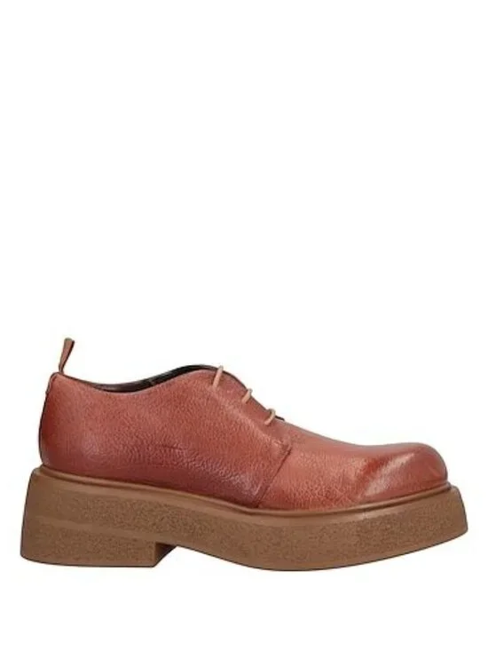 1725.A women's tan brown leather platform laced shoes. Made in Italy. New