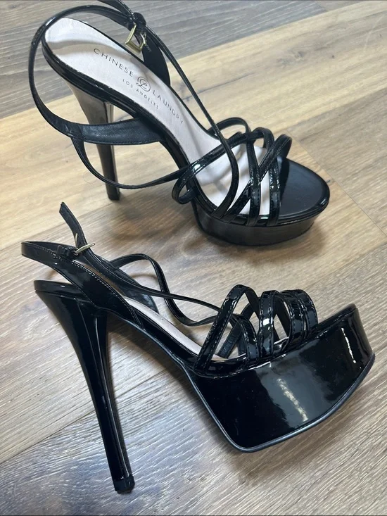 Chinese Laundry Black Patent Platform Strappy Sandals (18)
