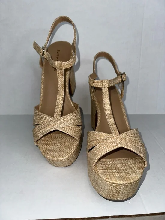Braided T-Strap Platform‎ Sandals in Tan