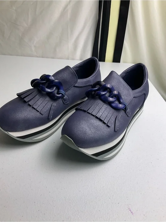 Coconuts by Matisse Navy Frost Fringe Chain-Accent Platform Loafers