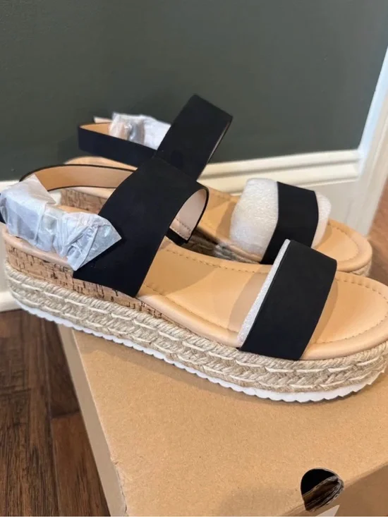 Women’s Black Platform Espadrille Sandals