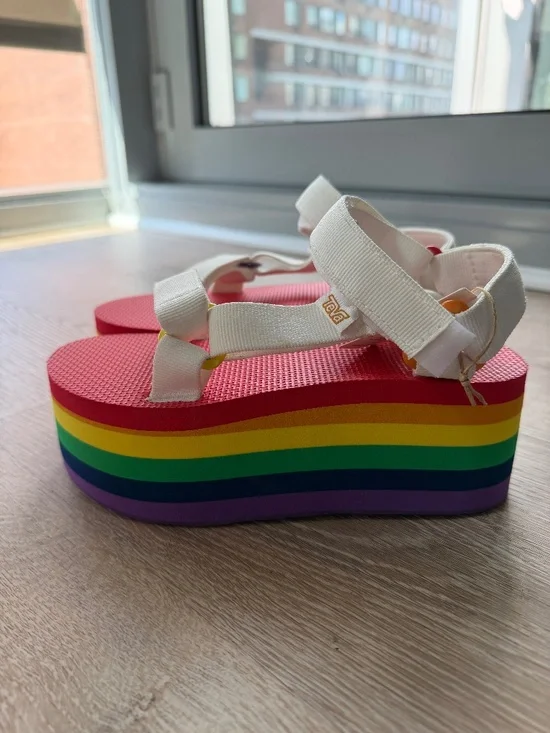NEW - No Box - Pride Rainbow Platform Beach Summer Sandals