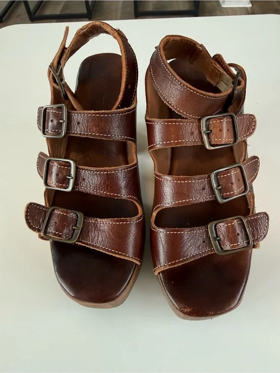 Bed Stu Brown Leather Platform Buckle Sandals