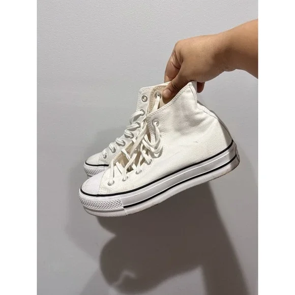 Converse Chuck‎ Taylor All Star Lift Platform High Top Women's 9 - White/Black Q