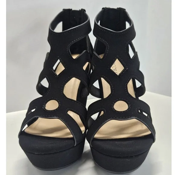 Marco Republic, Woman's‎ Size 8 Black Nubuck, 