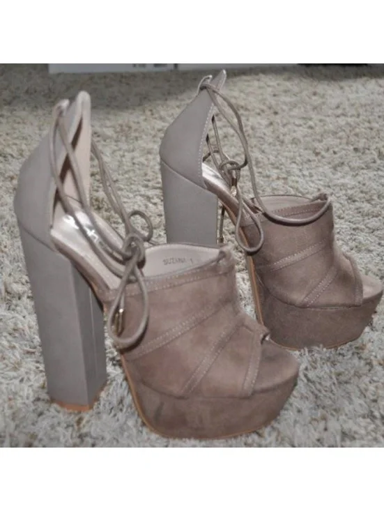 Womens Platform Heels Boohoo Suzana Brown size 6.5 Suede Caged Ankle Rope Pumps