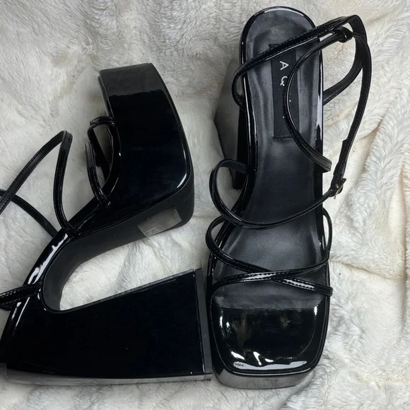 Steve Madden Aqua Heels