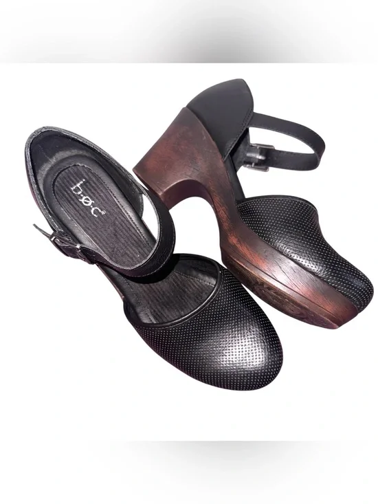 Women’s b.o.c. Size 9 Black Mary Jane Platform Heels with 3” Wood-Tone Heels
