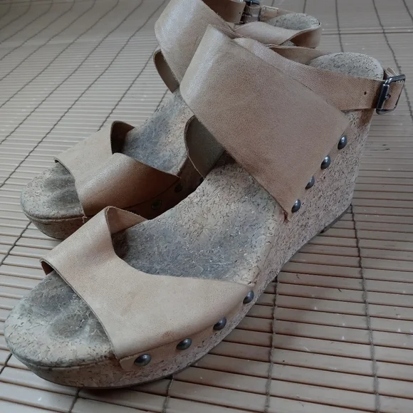 Lucky Brand women's cork platform wedge 4