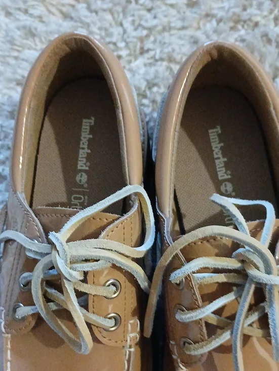 NWOT TIMBERLAND PLATFORM LOAFERS