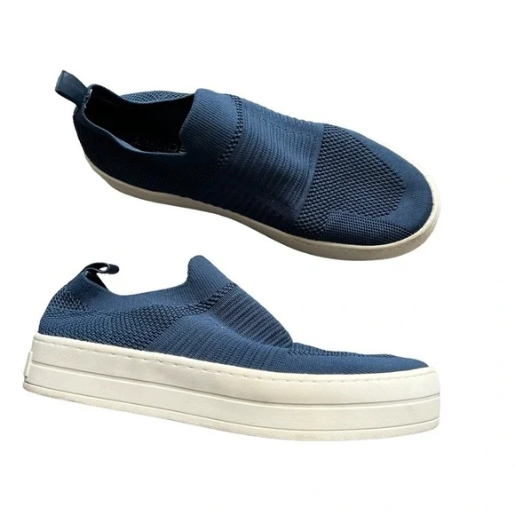 J Slides - Hilo Platform Mesh Navy Blue Sneakers Sz 8.5