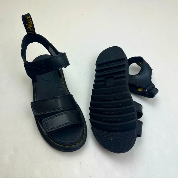Dr. Martens Klaire J Black Leather‎ Strap Sandals Kids Size US 2 Children's NWOT