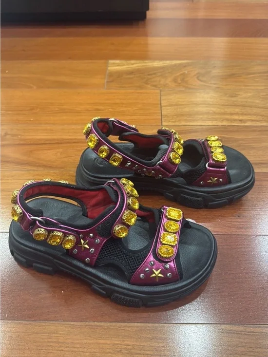 Women Jewel-Embellished Magenta Sport Sandals