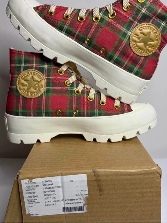 Converse Chuck Taylor Lugged Platform Plaid Men's size 4 (fits women's 6)