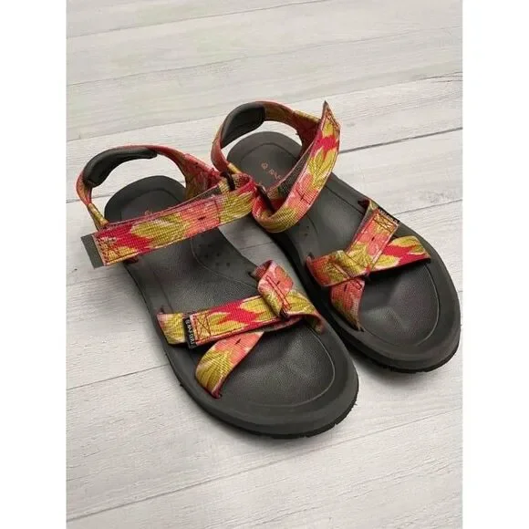Girls rafters sandals‎ size 4
