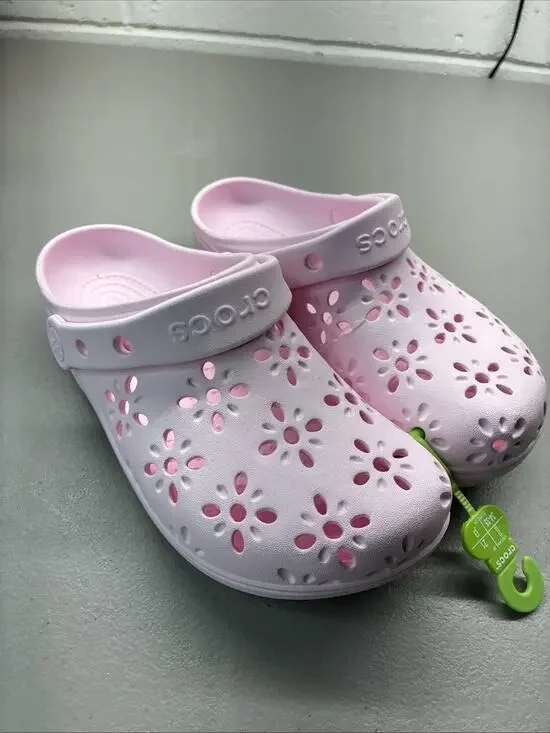 Crocs Kids' Classic Floral Cut Out Clogs Light Pink #210943-6ZW Size 3 J3 New