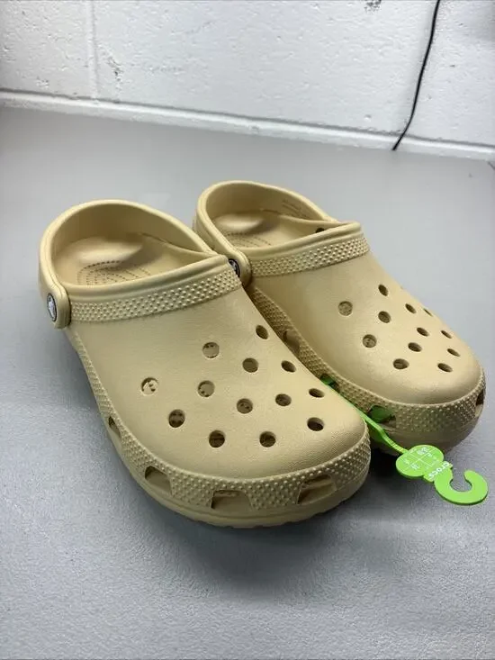 New Crocs Kid's Beige Tan Classic Clog Size Junior 6 J6
