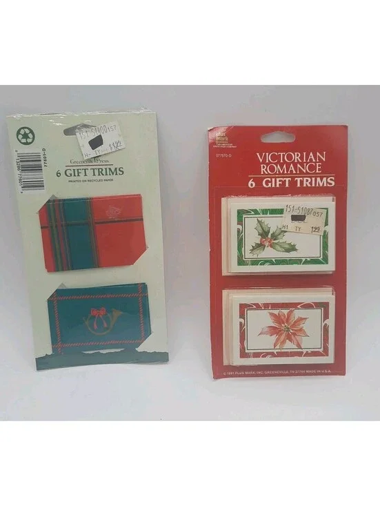 NOS Vintage Christmas Holiday Gift Tags Victorian 12 Tags Poinsettia Plaid