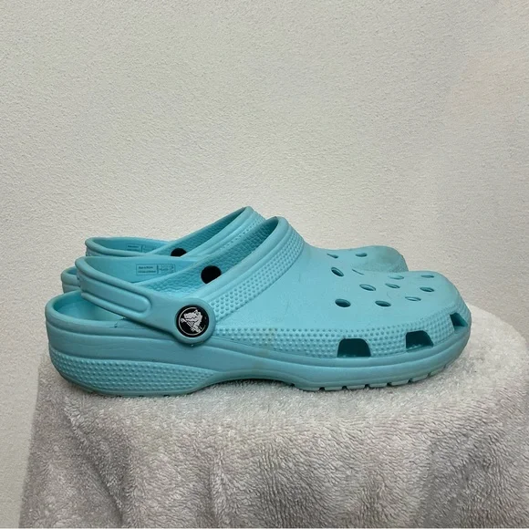 Crocs Classic Water Clog Light Blue Rubber Shoe Size 5 Kids Summer Pool Beach