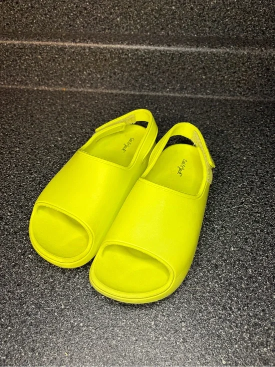 Cat & Jack Neon Yellow Slip-On Kids Sandals