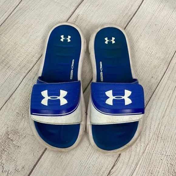 Under Armour comfort slides w/adjustable top strap sz 5 youth