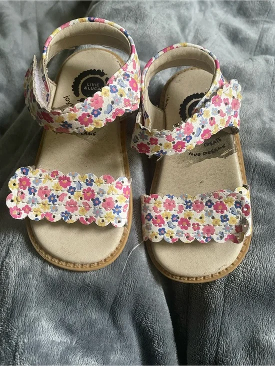 Livie & Luca Floral Pink Yellow Blue Scalloped Sandals sz 7