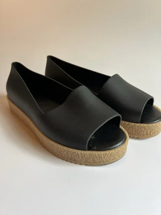 Melissa Ultragirl Platform Peep Toe Flats Black Women’s Size 8 Jelly Shoes