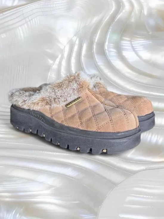 Y2K Skechers Shindig Fortress Jammers