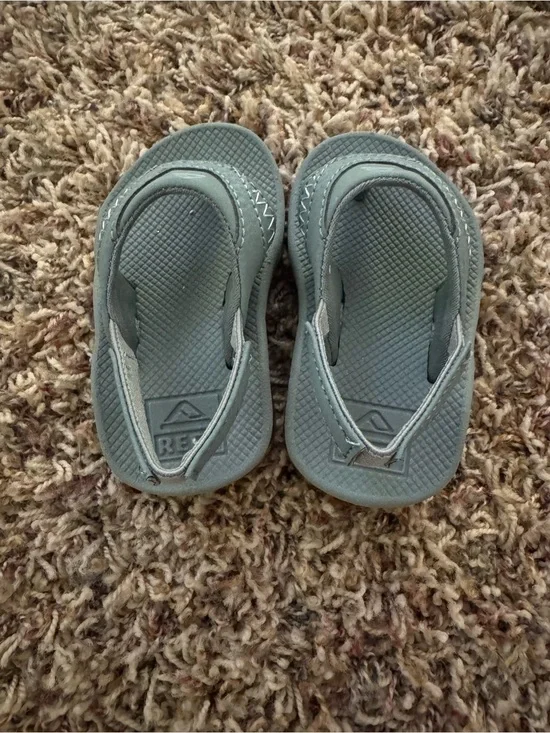 Reef Toddler Light Gray Flip Flop Sandals