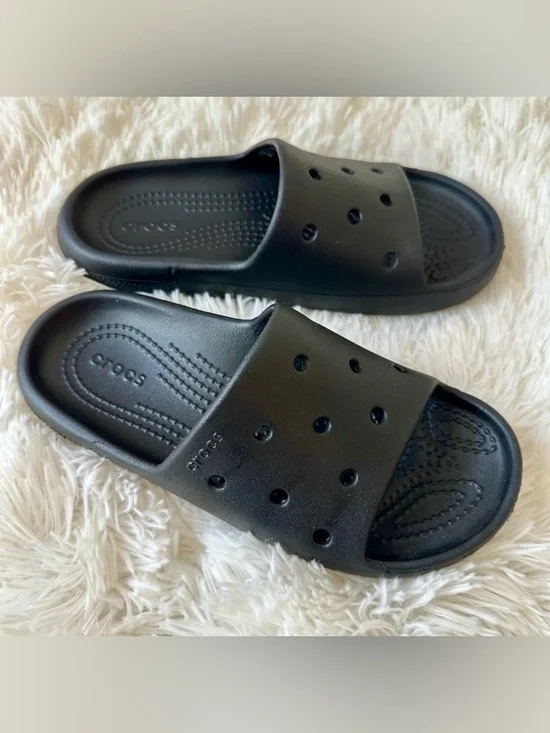 Crocs Kids Classic Slide Sandals Black Slip On Comfort Shoes Size 2 Unisex Youth