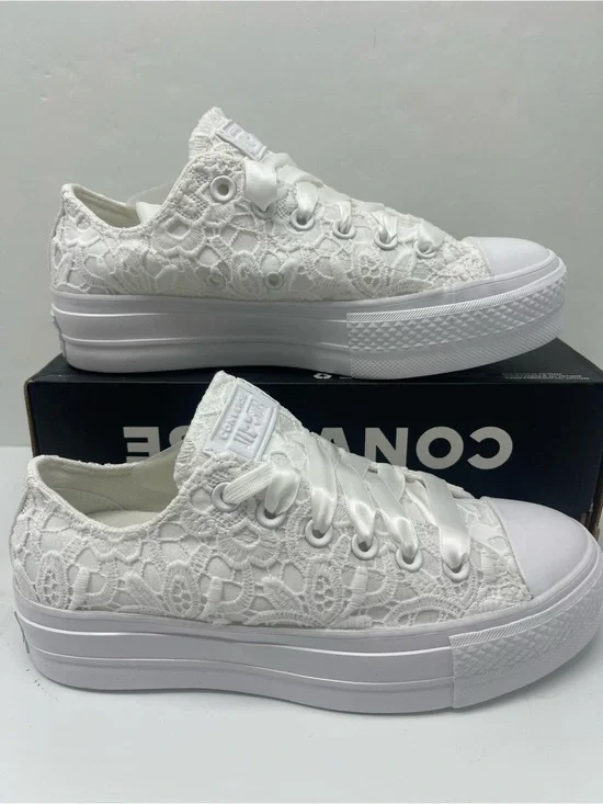 Converse CTAS LIFT OX WHITE/WHITE/WHITE Platform Sneakers A15005C