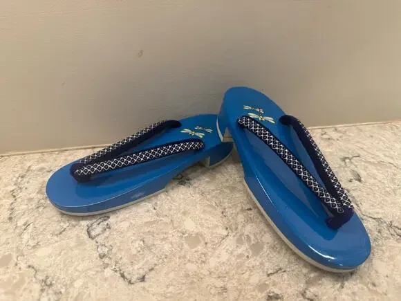 Traditional Children's Japanese Zori Sandals Size 6/7 JL
