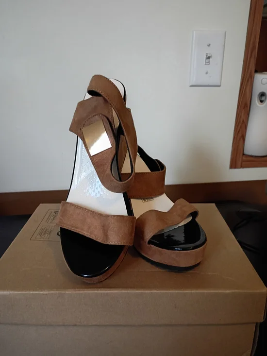 Women’s Brown Suede Strappy Platform Sandals