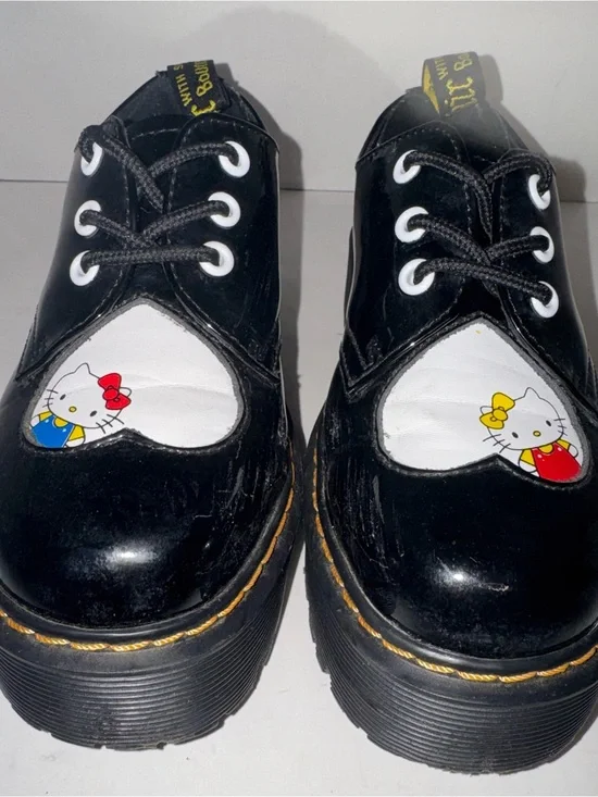 HELLO KITTY X DR. MARTENS OXFORD  PLATFORM BLACK PATENT SHOES WOMEN'S 5 EU 36