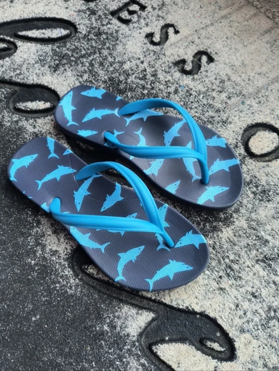 NWT DSG Shark Boys Flip Flop Sandals Size 2/3 Blue Summer Beach
