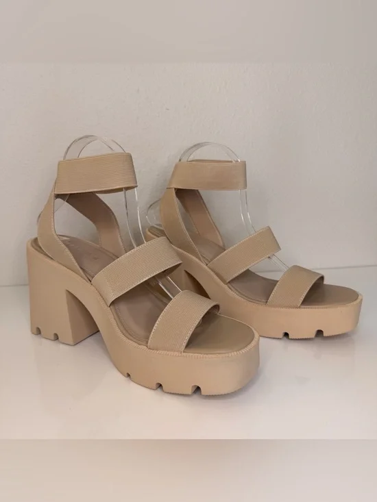 Madden Girl Neutral Beige Platform Chunk Heel Sandals