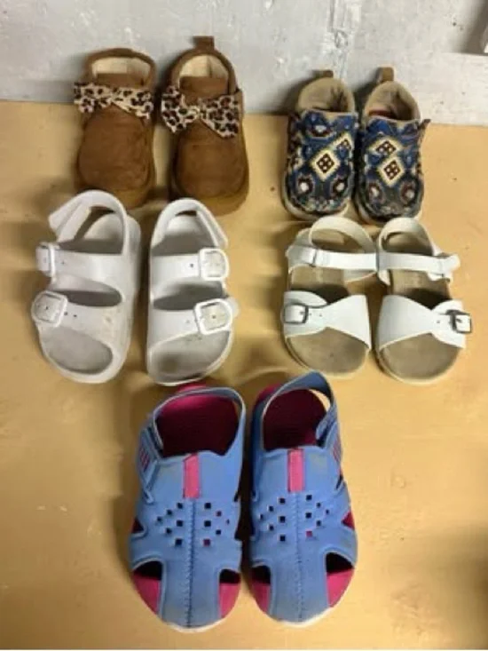Toddler Size 7/8 Shoes