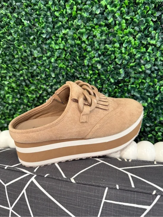 NEW Pierre Dumas Paloma-5 Taupe Mule