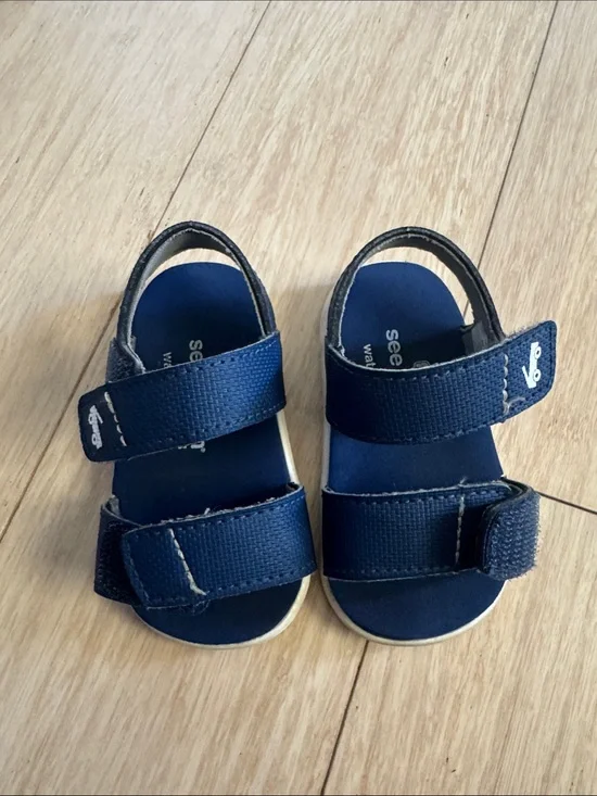 See Kai Run Navy Blue Toddler Hook-and-Loop Sandals