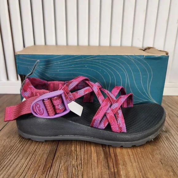 Chaco ZX/1 Ecotread Kids 13M Sweeping Fuchsia Pink Hiking Beach Strappy Sandals