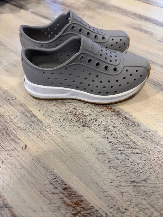 Native Gray Jefferson Slip-On Kids Shoes